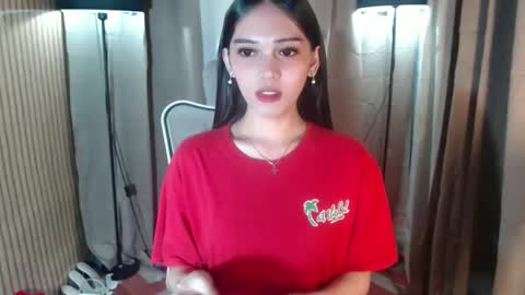 Snapshot of imyourlegalbaby chatting on October 5, 12:21 pm Aki online show from October 5, 12:21 pm