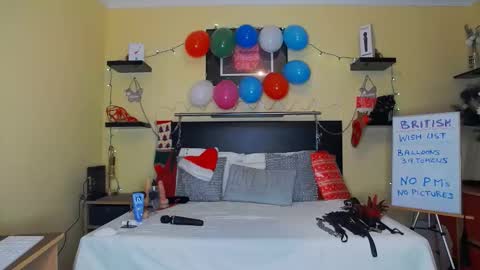 inannalove online show from December 21, 11:11 am