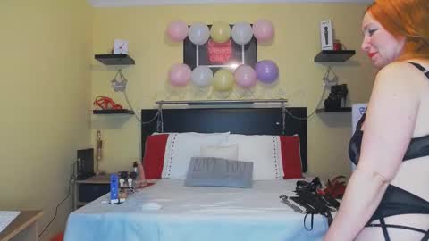 inannalove online show from January 7, 8:42 pm