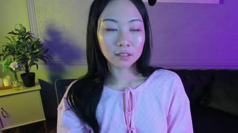 Snapshot of inari__okami chatting on December 8, 2:39 am INARI online show from December 8, 2:39 am