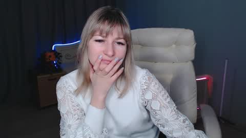 incredible_ariela online show from December 18, 10:51 am