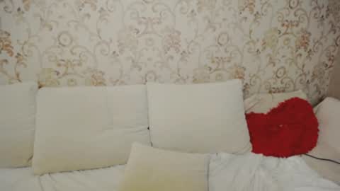 incredible_ariela online show from December 26, 11:32 am