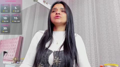 Indi Catalina online show from December 26, 12:59 pm