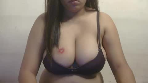 norababy online show from November 12, 5:49 am