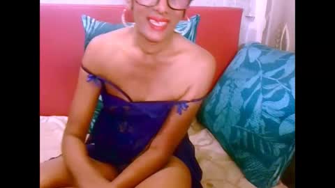 indian_preetixxx online show from September 22, 10:41 pm