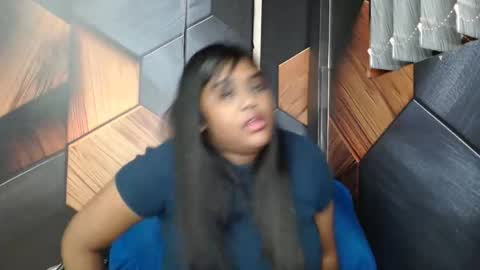 Snapshot of indian_rimmelx chatting on September 24, 6:56 am Melz online show from September 24, 6:56 am