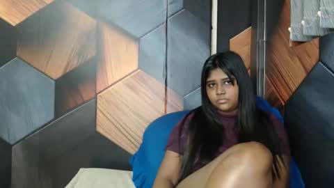 Snapshot of indian_rimmelx chatting on September 30, 1:17 pm Melz online show from September 30, 1:17 pm