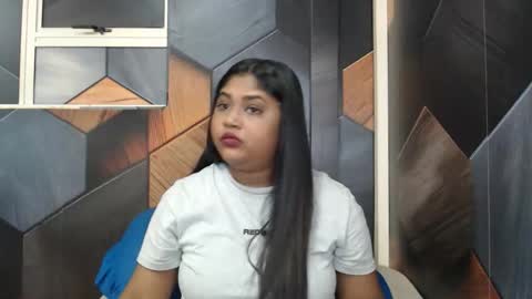 Snapshot of indian_rimmelx chatting on October 21, 6:39 am Melz online show from October 21, 6:39 am