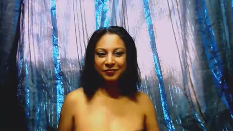 indian_spice_girl online show from November 28, 7:44 am