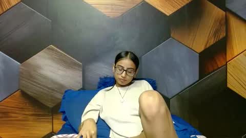 Armani online show from February 6, 6:18 am