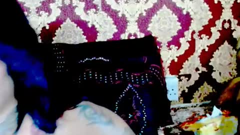 Snapshot of indiancatz2 chatting on January 27, 8:17 pm anusha online show from January 27, 8:17 pm