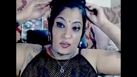 Snapshot of indiancatz2 chatting on September 19, 2:38 pm anusha online show from September 19, 2:38 pm