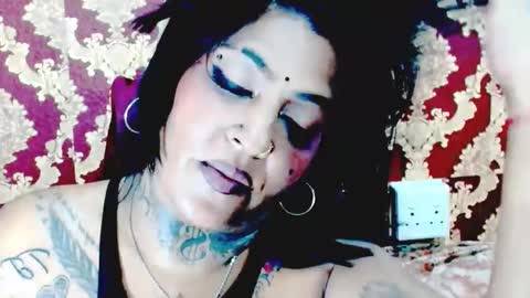 Snapshot of indiancatz2 chatting on March 5, 6:23 pm anusha online show from March 5, 6:23 pm