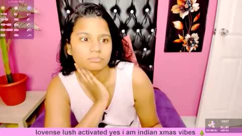 PARADISEQUEEN online show from December 15, 9:47 am