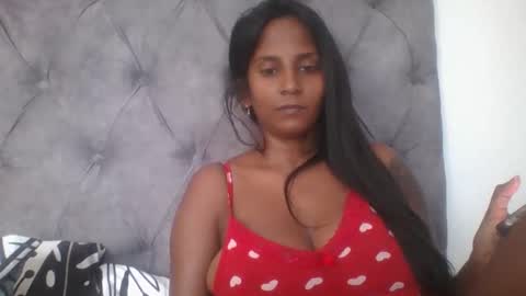 priya online show from January 13, 7:00 am