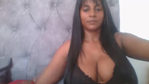 priya online show from December 15, 8:19 am