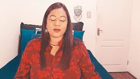 Snapshot of indianlust69 chatting on December 5, 1:25 am Amy online show from December 5, 1:25 am