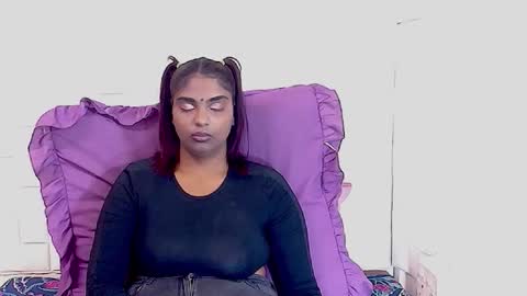 indianmystica4u2 online show from May 17, 9:14 pm