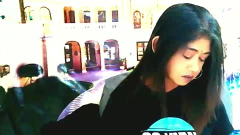 Mika online show from October 21, 8:51 am