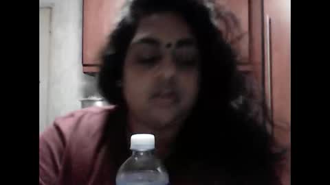 Snapshot of indianpooja1027 chatting on September 28, 6:57 pm indianpooja1027 online show from September 28, 6:57 pm