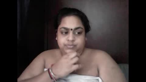 indianpooja1027 online show from March 13, 9:32 am