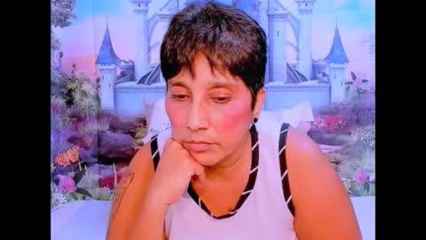 Snapshot of indianroxy07 chatting on February 24, 6:26 pm roxy online show from February 24, 6:26 pm