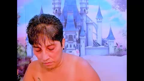 Snapshot of indianroxy07 chatting on February 23, 8:22 am roxy online show from February 23, 8:22 am