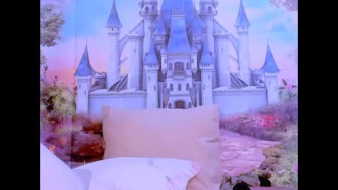 Snapshot of indianroxy07 chatting on March 1, 9:18 am roxy online show from March 1, 9:18 am