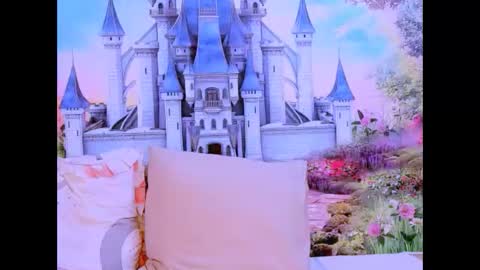 Snapshot of indianroxy07 chatting on February 13, 7:03 am roxy online show from February 13, 7:03 am