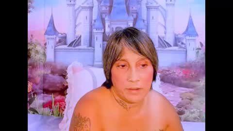 Snapshot of indianroxy07 chatting on October 6, 6:23 pm roxy online show from October 6, 6:23 pm