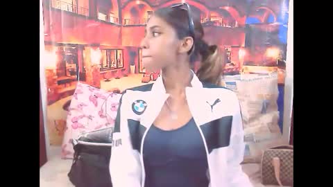 Snapshot of indiansexyslender4u2luv chatting on January 23, 6:06 am indiansexyslender4u2luv online show from January 23, 6:06 am