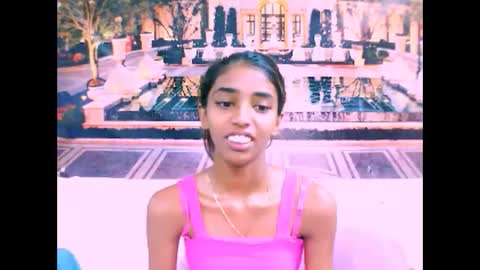 Snapshot of indiansexyslender4u2luv chatting on February 9, 6:01 am indiansexyslender4u2luv online show from February 9, 6:01 am