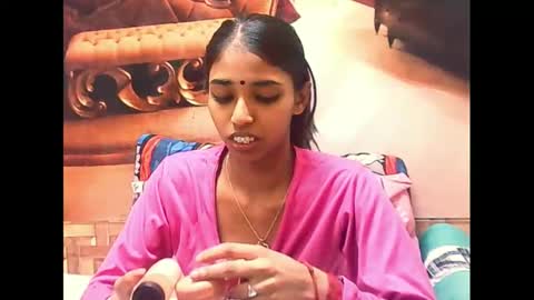 Snapshot of indiansexyslender4u2luv chatting on October 13, 5:32 am indiansexyslender4u2luv online show from October 13, 5:32 am