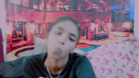 Snapshot of indiansexyslender4u2luv chatting on January 21, 5:49 am indiansexyslender4u2luv online show from January 21, 5:49 am