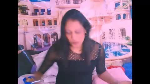 Snapshot of indiansexysmyle chatting on October 27, 5:41 pm Azi online show from October 27, 5:41 pm