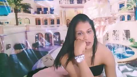 Snapshot of indiansexysmyle chatting on October 25, 7:27 am Azi online show from October 25, 7:27 am