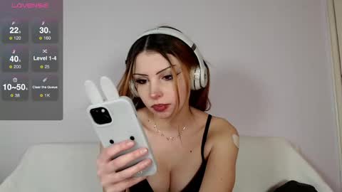 Indigo Elle online show from January 8, 11:09 pm