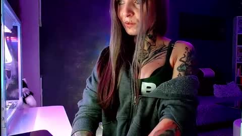 InesDesire online show from December 25, 5:15 pm