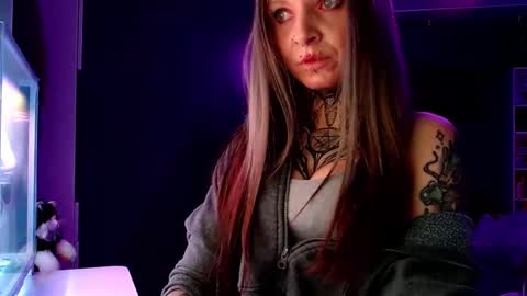 InesDesire online show from December 18, 3:55 pm
