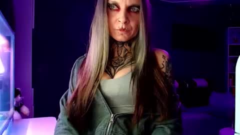 InesDesire online show from December 17, 5:26 pm