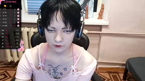 Keily online show from November 2, 1:03 pm