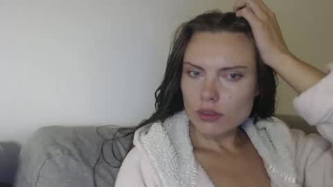 Sweet girl online show from October 5, 6:46 pm