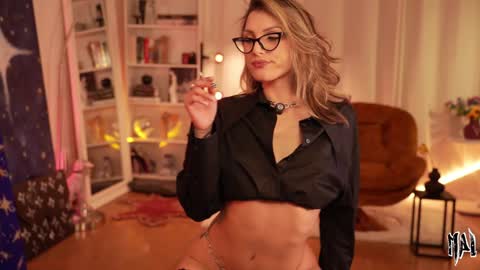 MAL ---  online show from March 14, 12:55 am