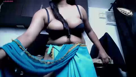 Iniya online show from September 9, 8:41 pm