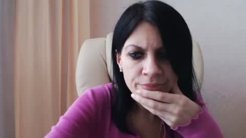 Snapshot of injaathome chatting on January 30, 11:55 am InjaAtHome online show from January 30, 11:55 am