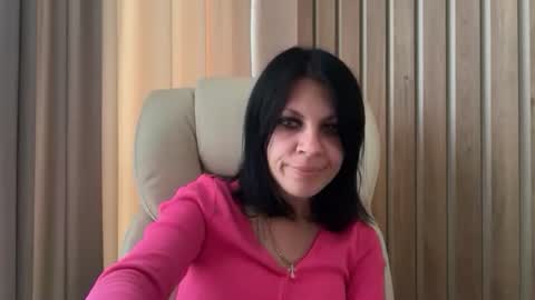 Snapshot of injaathome chatting on September 9, 2:06 pm InjaAtHome online show from September 9, 2:06 pm