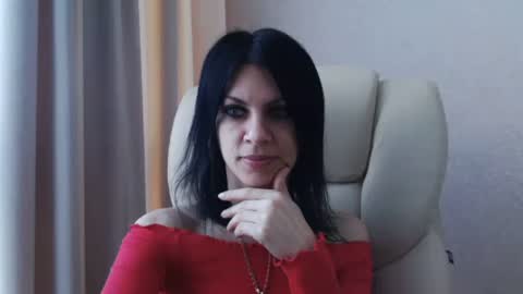 Snapshot of injaathome chatting on January 18, 9:24 am InjaAtHome online show from January 18, 9:24 am