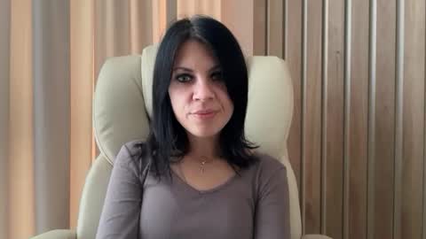 Snapshot of injaathome chatting on October 2, 7:46 am InjaAtHome online show from October 2, 7:46 am