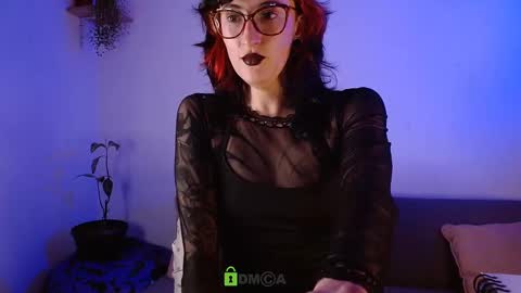 Snapshot of inked_val chatting on January 27, 9:11 pm Valerie online show from January 27, 9:11 pm