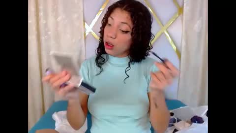 inkedsabrina online show from December 29, 2:06 am